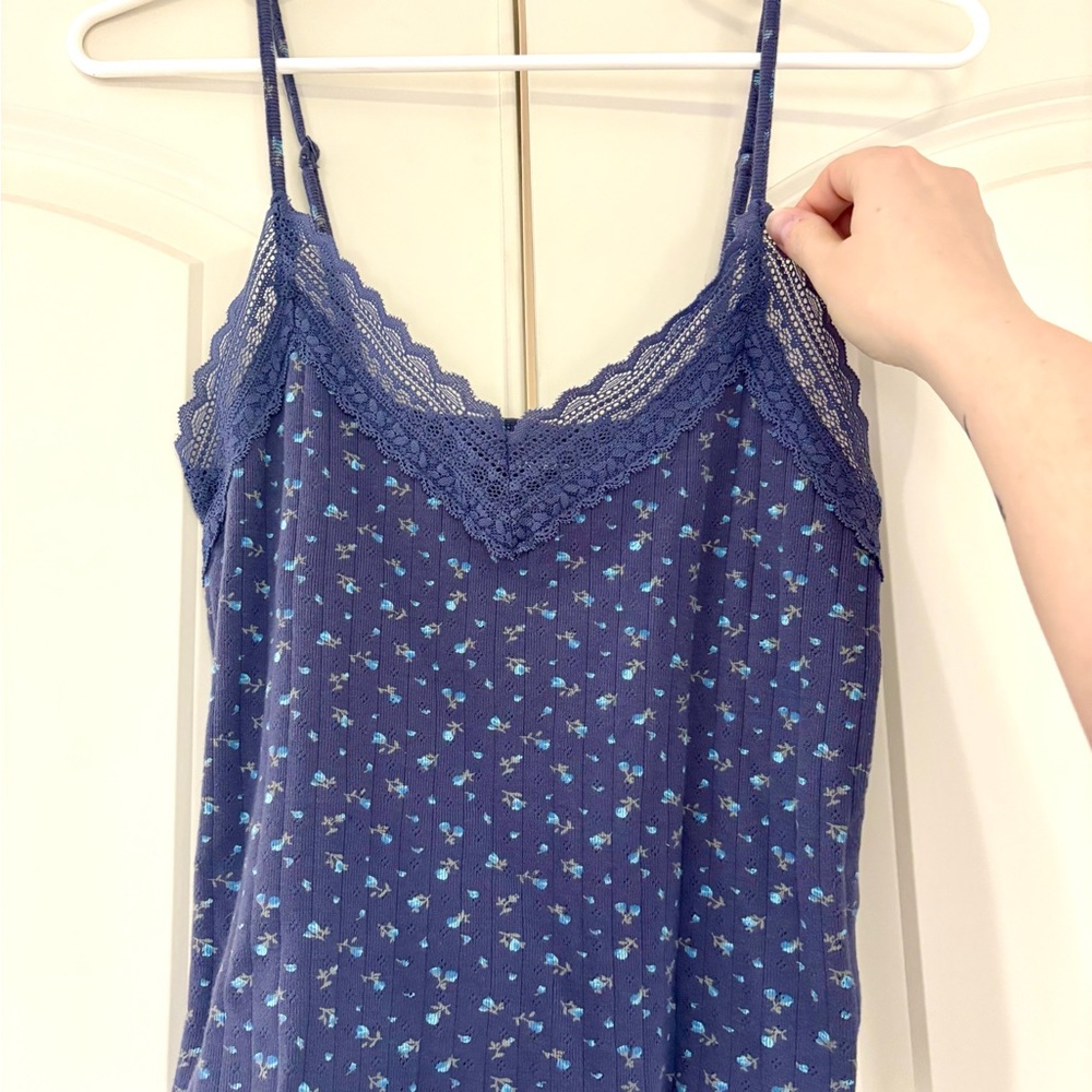 American Eagle Blue Floral Lace-Trim Cami Tank Size Medium NWOT